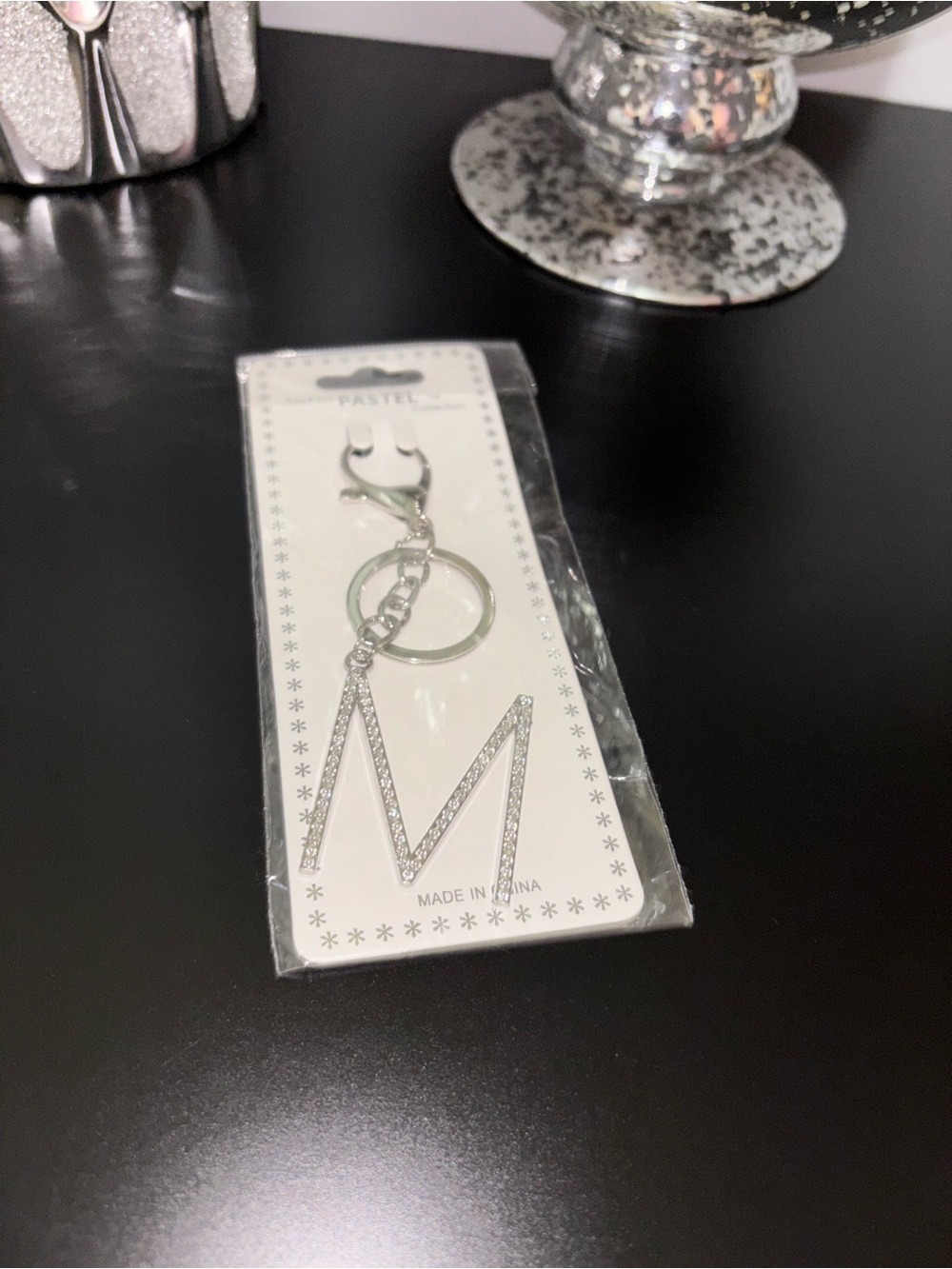 β¨Charm/Keychain-Silver Rhinestone Letter Mβ¨ - Picture 2 of 2